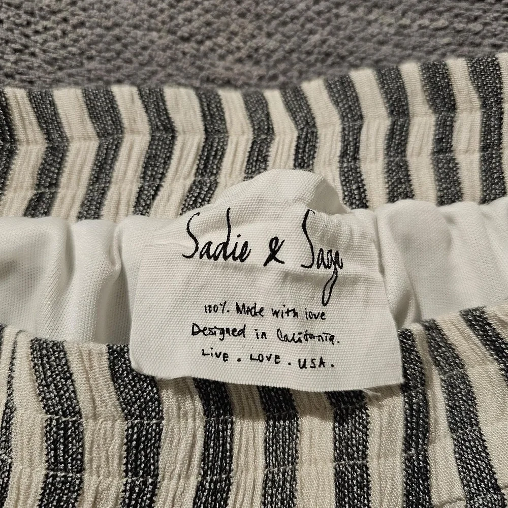 SADIE And SAGE White and Grey LooseFit Striped Boho Pants Womens Small‎